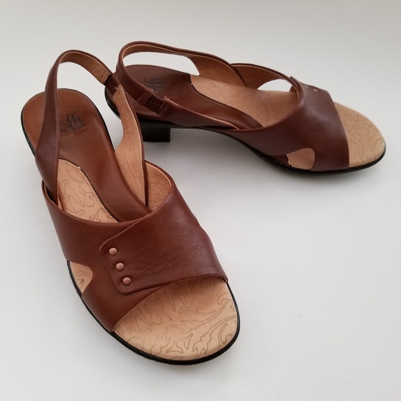 sofft natesa sandal